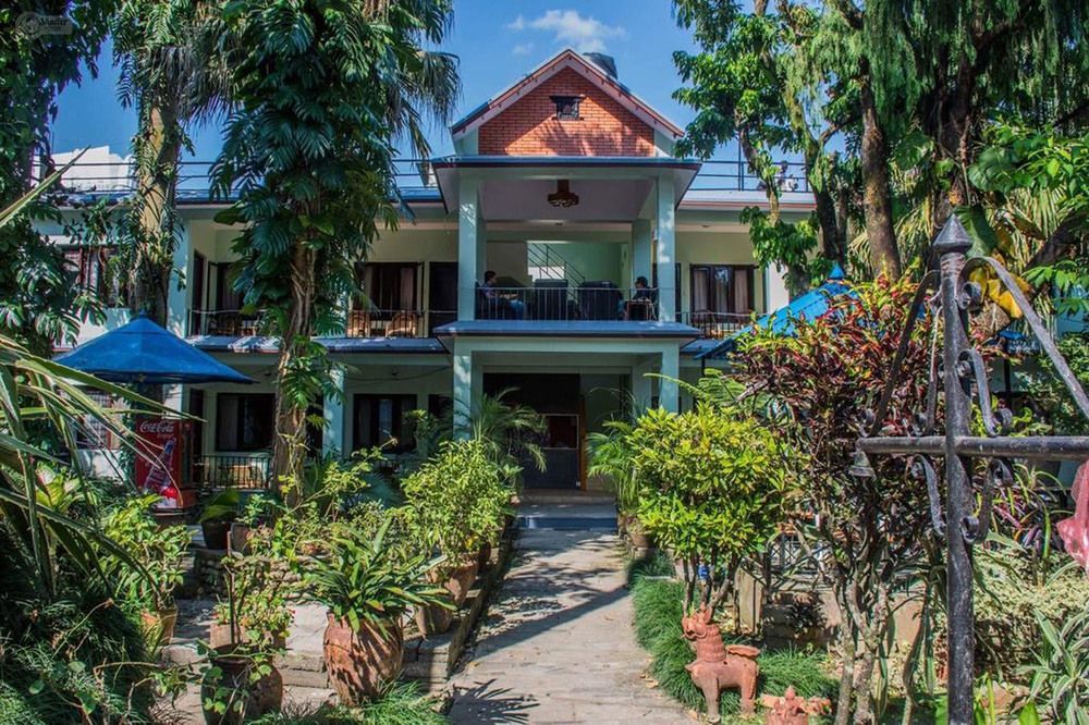 Hotel Yeti Pokhara Exterior foto